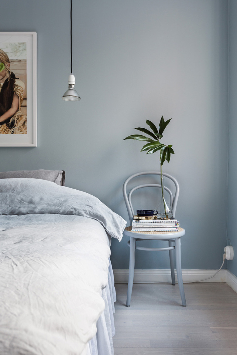 blue tone-on-tone bedroom