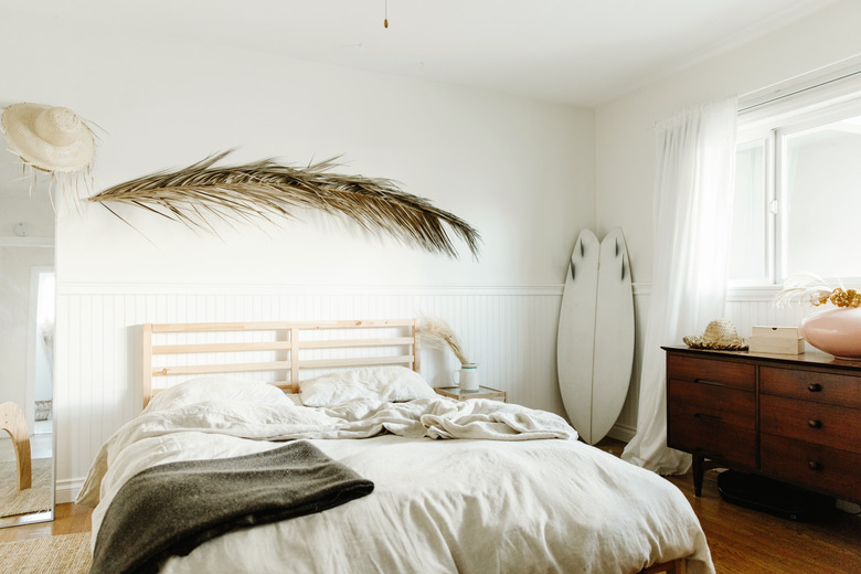 White bedroom with earthy elements