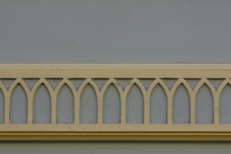 Decorative molding on wall