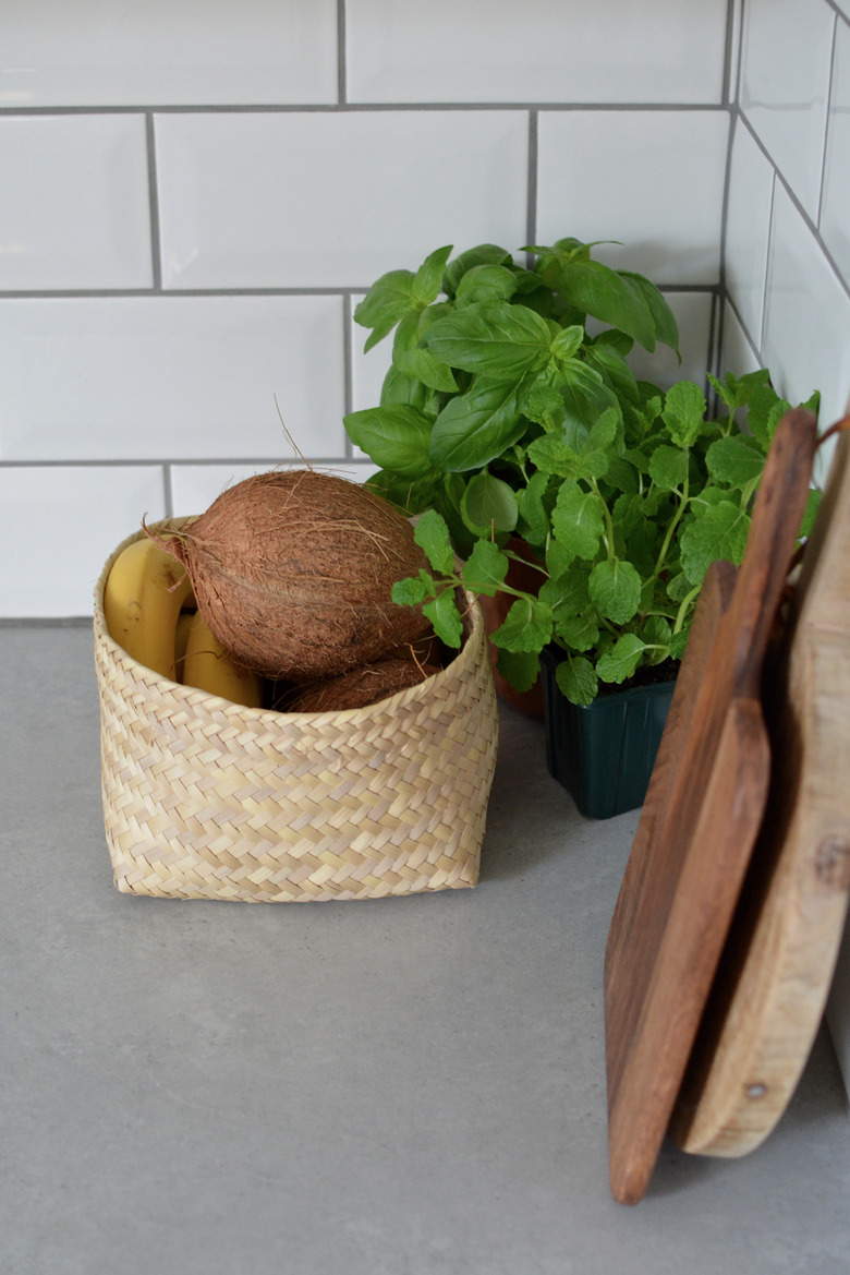 How to Style Your Kitchen Countertops