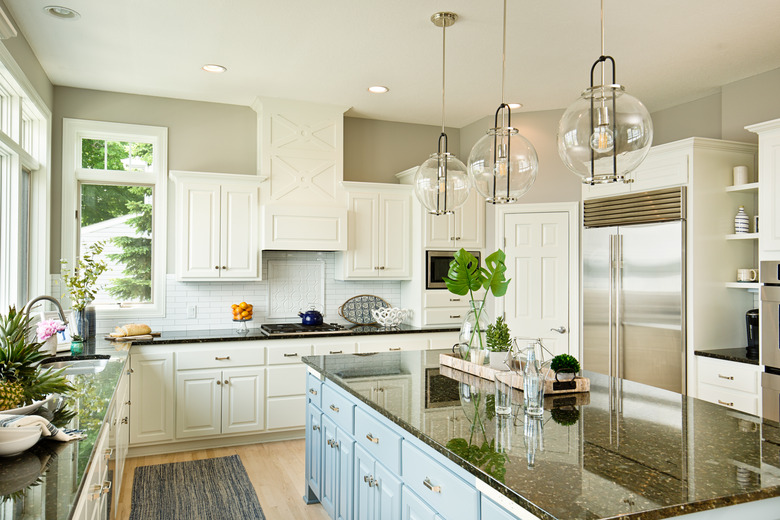 Modern Kitchen design with open concept and bar counter