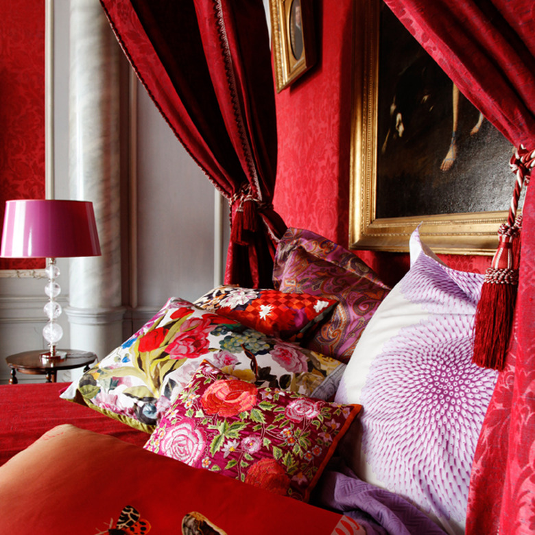 pink and red bedroom