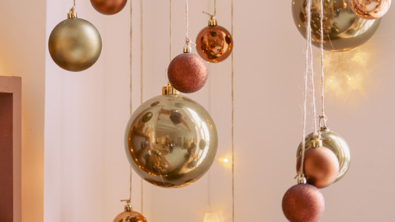 vertical hanging Christmas ornaments