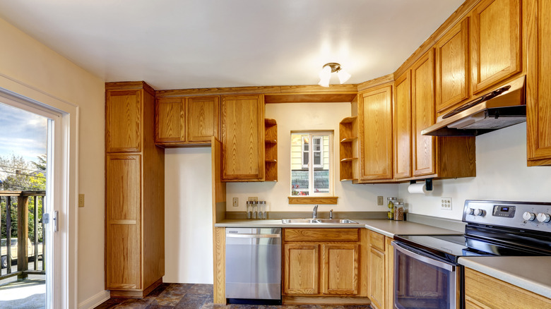 kitchen with honey toned cabinets