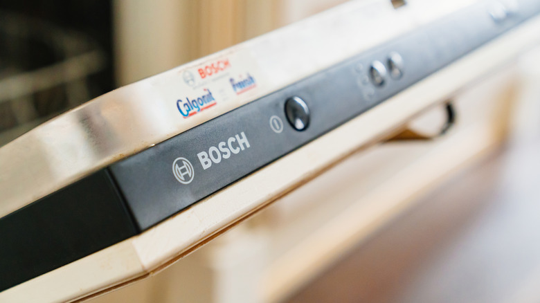 bosch dishwasher brand opening