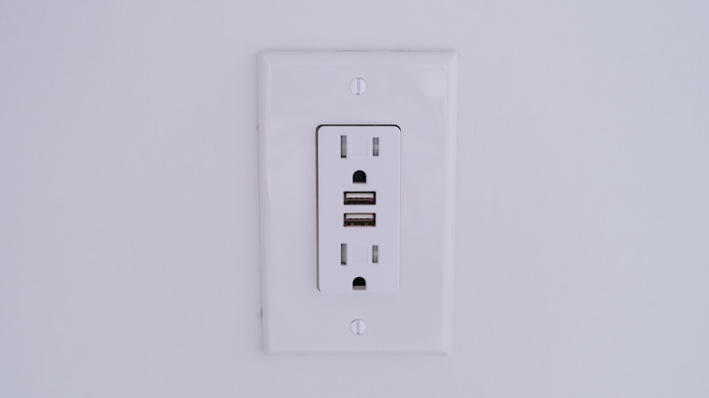 Combination USB wall outlet